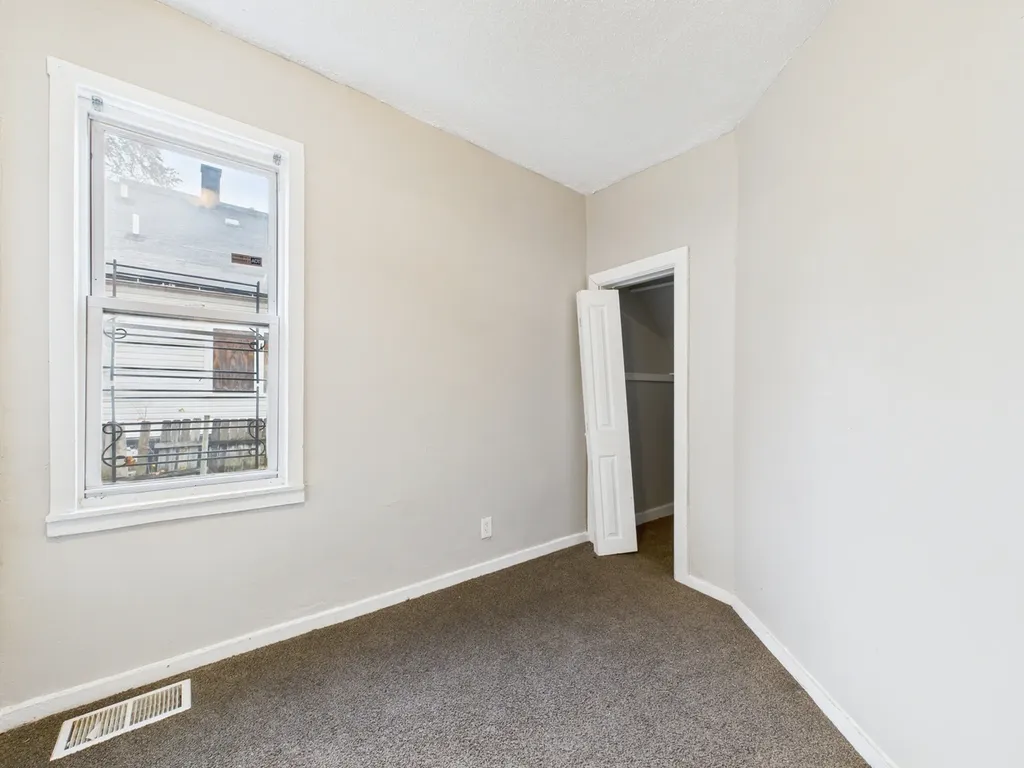 11540 South Yale Avenue Chicago IL 60628