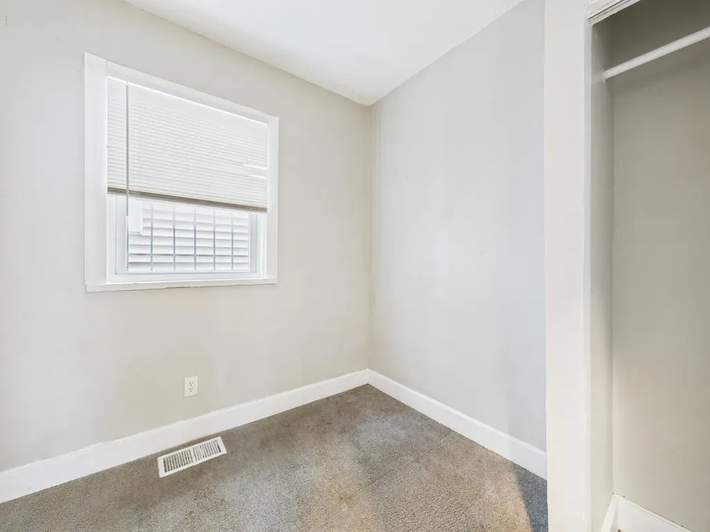 11540 South Yale Avenue Chicago IL 60628