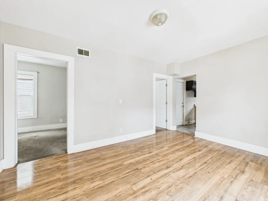 11540 South Yale Avenue Chicago IL 60628