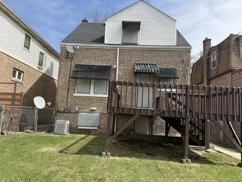 9134 South Paxton Avenue Chicago IL 60617