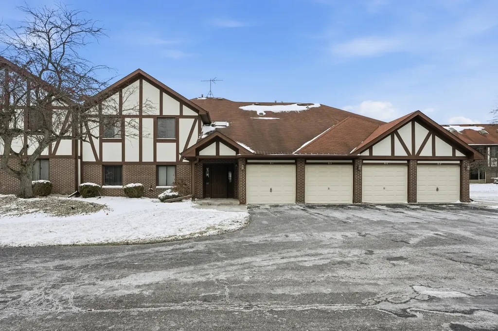 917 Patricia Lane Crete IL 60417