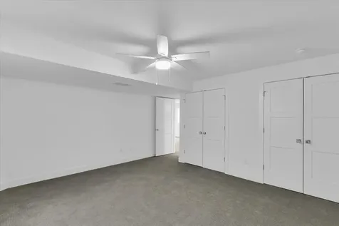 507 Harpers Ferry Savoy IL 61874