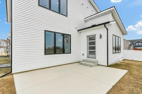 507 Harpers Ferry Savoy IL 61874