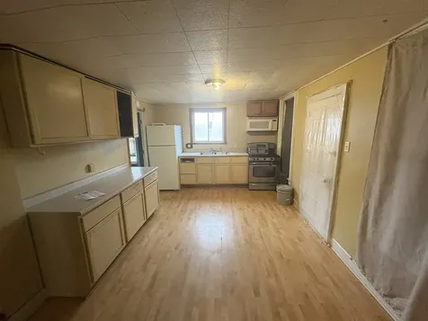 158 South Railroad Street Braidwood IL 60408