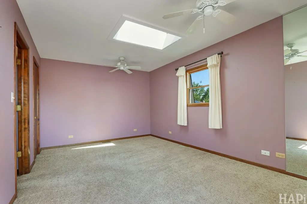 414 Cedar Street Lake In The Hills IL 60156