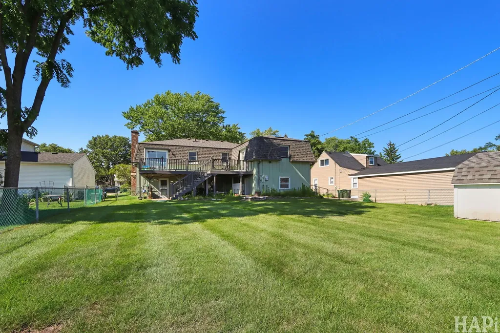 414 Cedar Street Lake In The Hills IL 60156