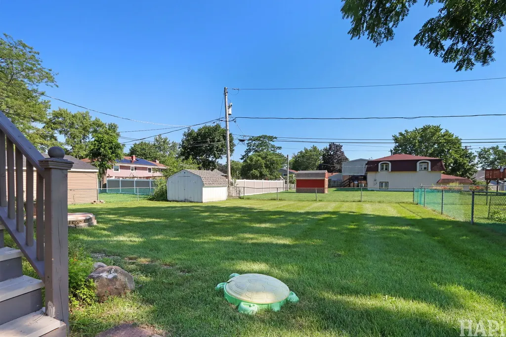 414 Cedar Street Lake In The Hills IL 60156