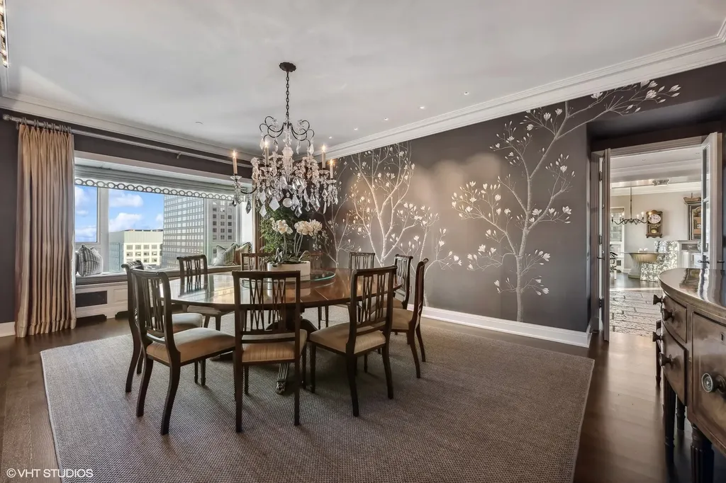 800 North Michigan Avenue Chicago IL 60611