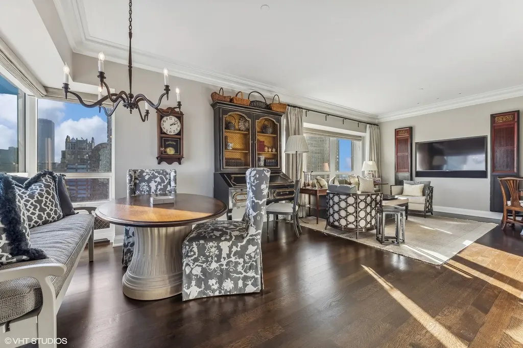 800 North Michigan Avenue Chicago IL 60611