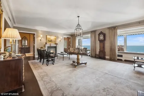 800 North Michigan Avenue Chicago IL 60611