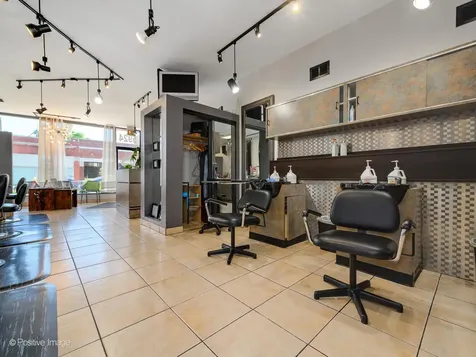 5924 West Lawrence Avenue Chicago IL 60630