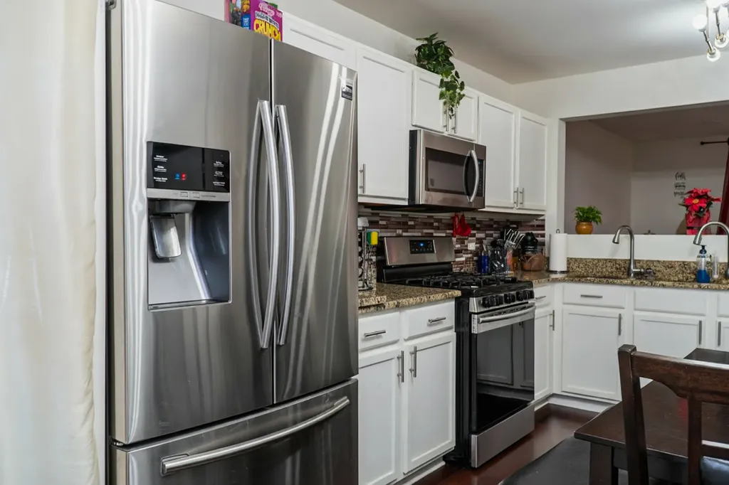 1525 South Lawndale Avenue Chicago IL 60623