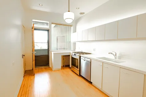 2548 West Logan Boulevard Chicago IL 60647