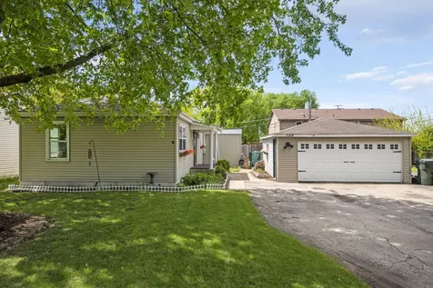 159 Josephine Avenue South Elgin IL 60177