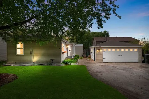159 Josephine Avenue South Elgin IL 60177