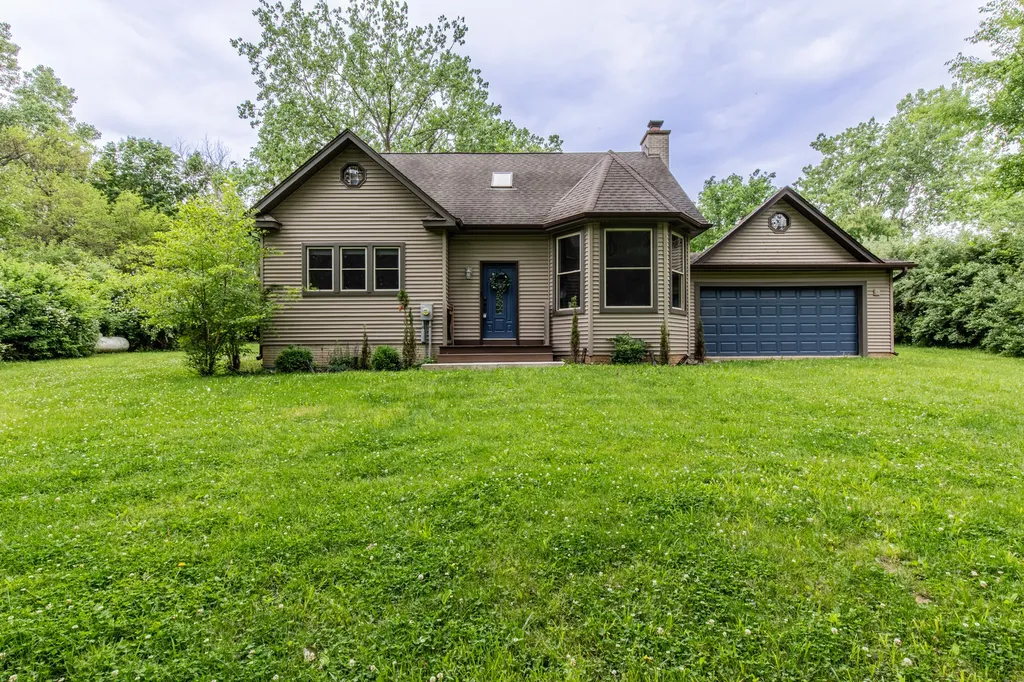 8 Birch Drive Putnam IL 61560
