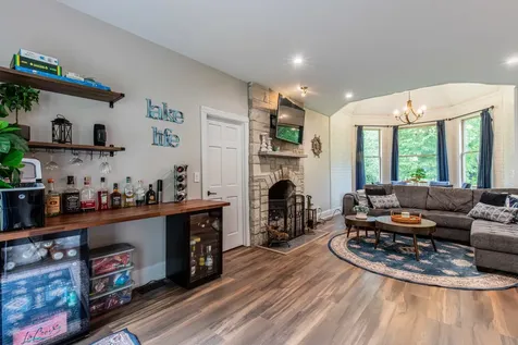 8 Birch Drive Putnam IL 61560