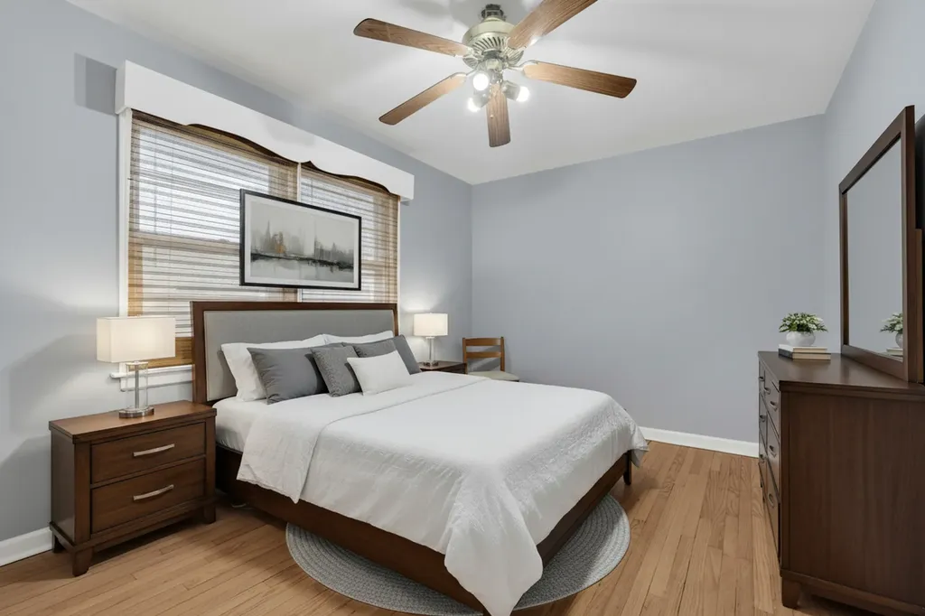 5265 West Devon Avenue Chicago IL 60646