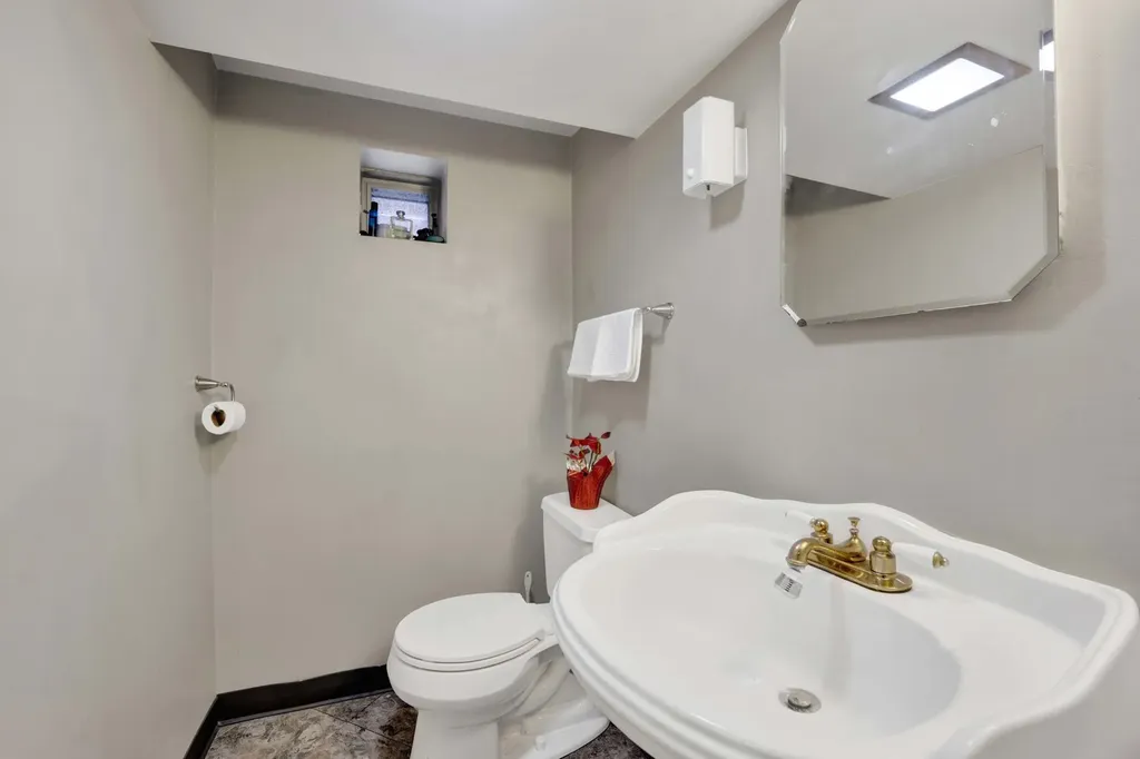 5265 West Devon Avenue Chicago IL 60646