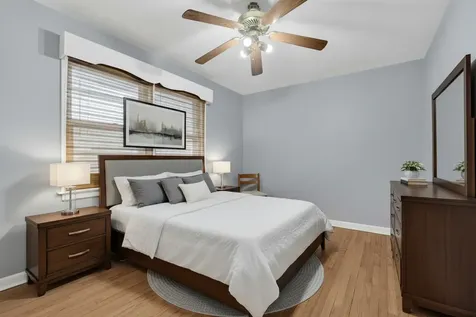 5265 West Devon Avenue Chicago IL 60646