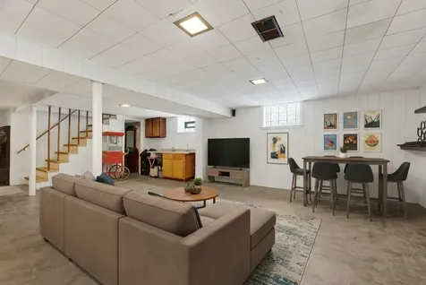 5265 West Devon Avenue Chicago IL 60646
