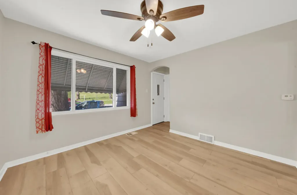 12565 Irving Avenue Blue Island IL 60406
