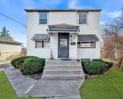 12565 Irving Avenue Blue Island IL 60406