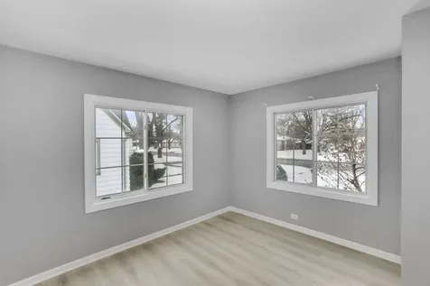 3250 186TH Street Lansing IL 60438