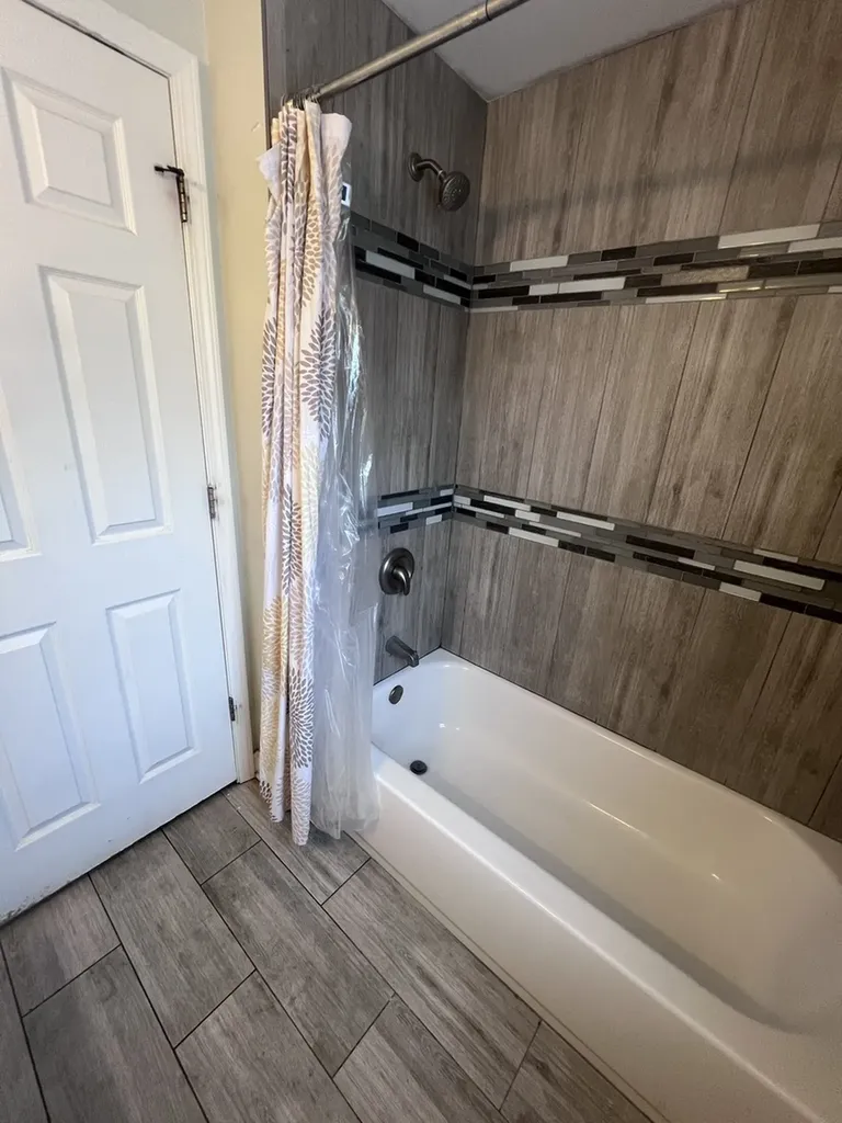 937 East 84th Place Chicago IL 60619