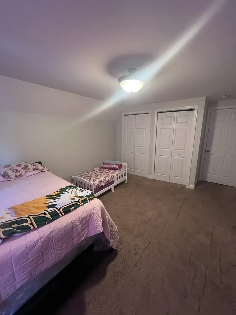 937 East 84th Place Chicago IL 60619