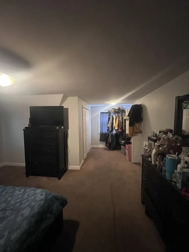 937 East 84th Place Chicago IL 60619