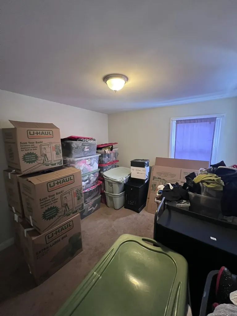 937 East 84th Place Chicago IL 60619