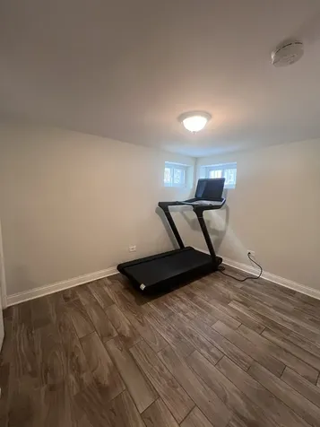 937 East 84th Place Chicago IL 60619