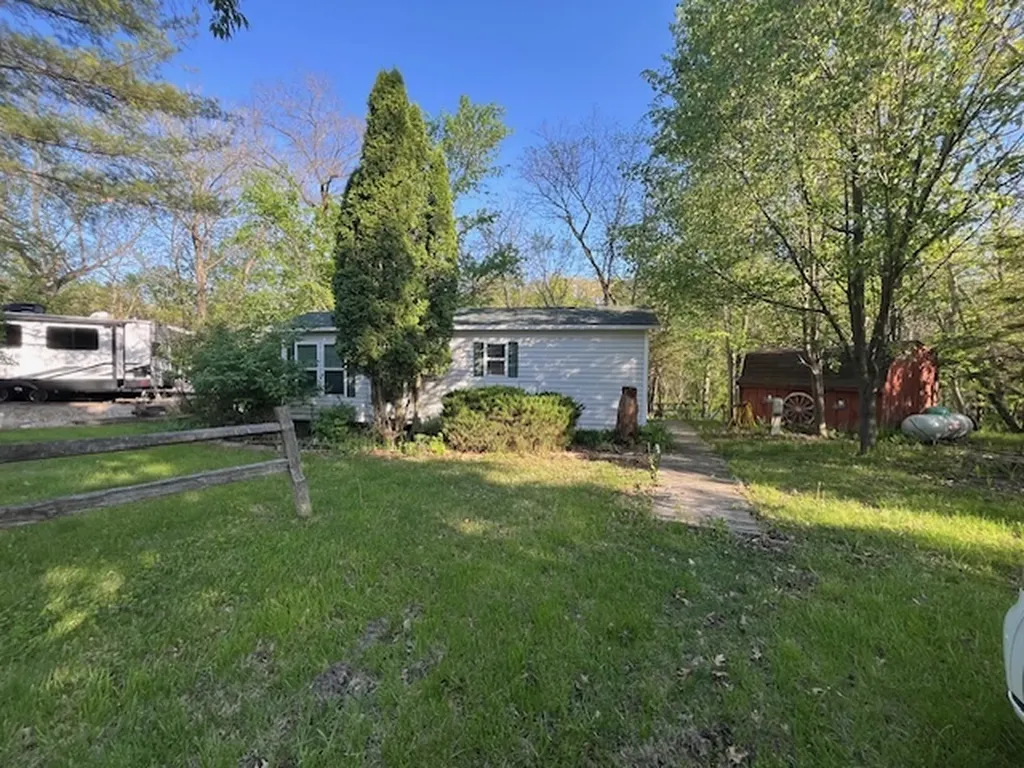 2795 East 28th Lots 85 & 86 Road Seneca IL 61360
