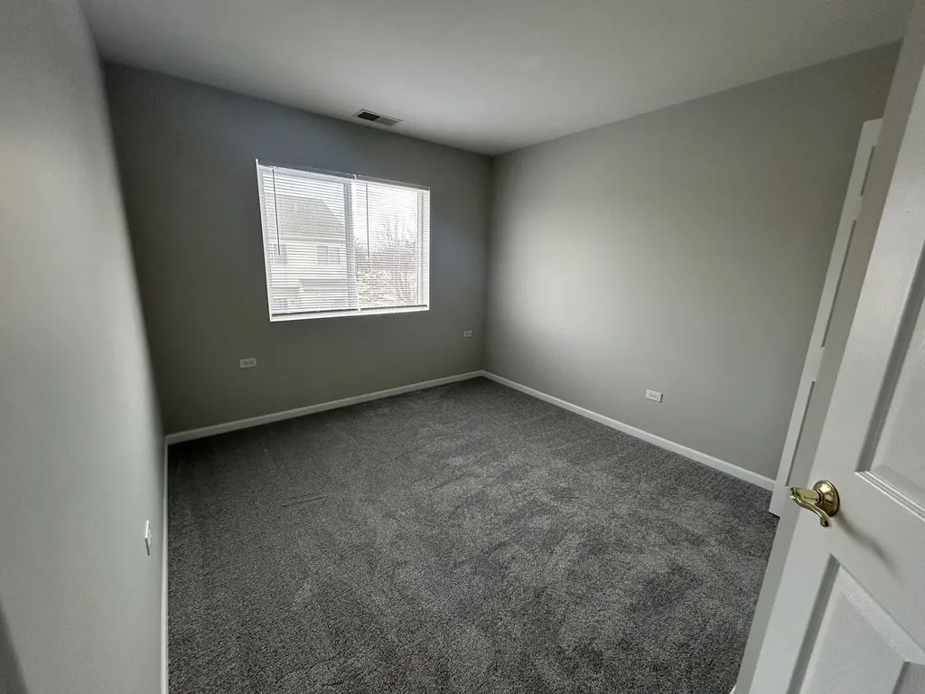 103 Enclave Circle Bolingbrook IL 60440