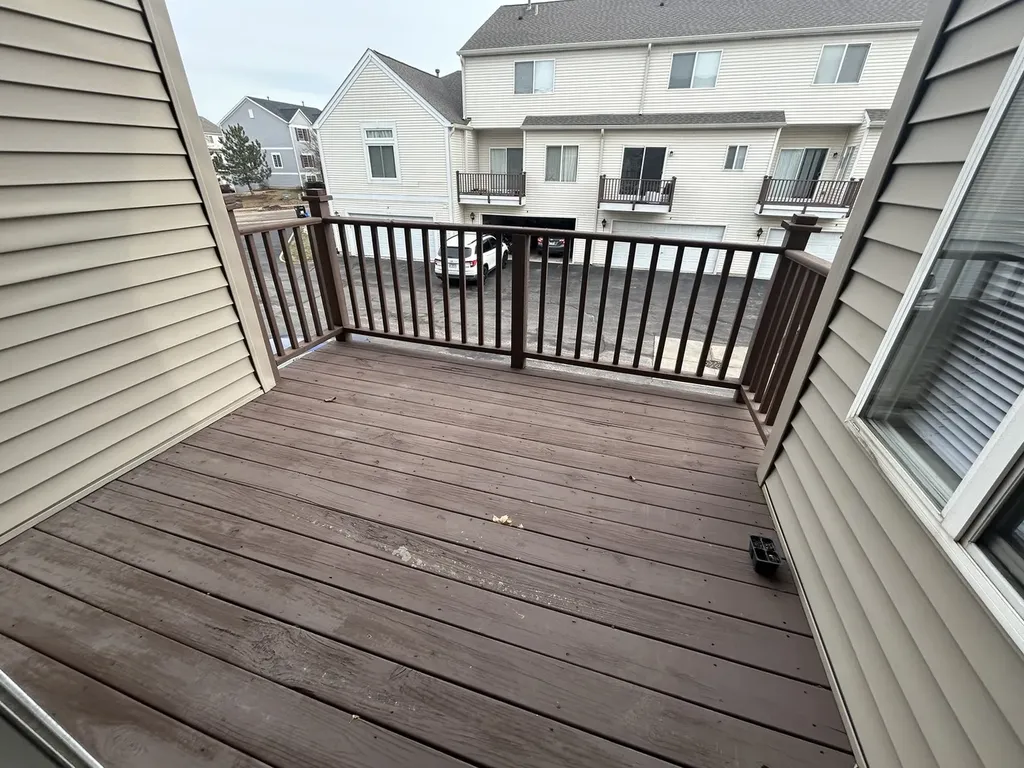 103 Enclave Circle Bolingbrook IL 60440