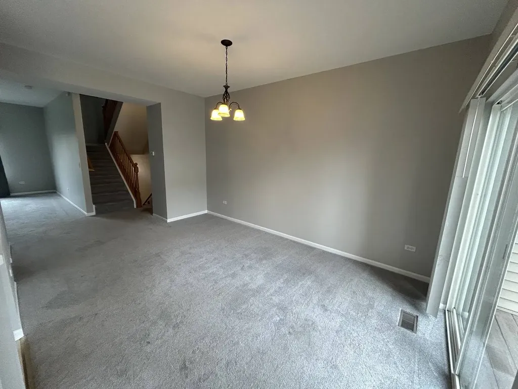 103 Enclave Circle Bolingbrook IL 60440