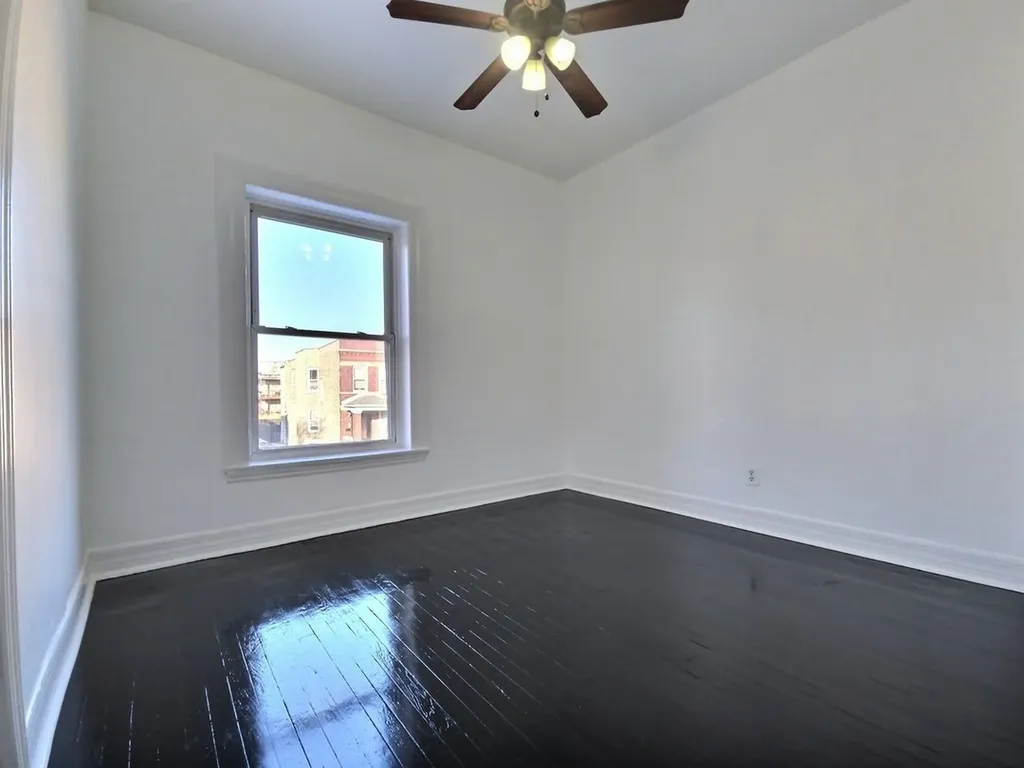 3929 West Van Buren Street Chicago IL 60624