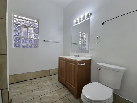 3929 West Van Buren Street Chicago IL 60624