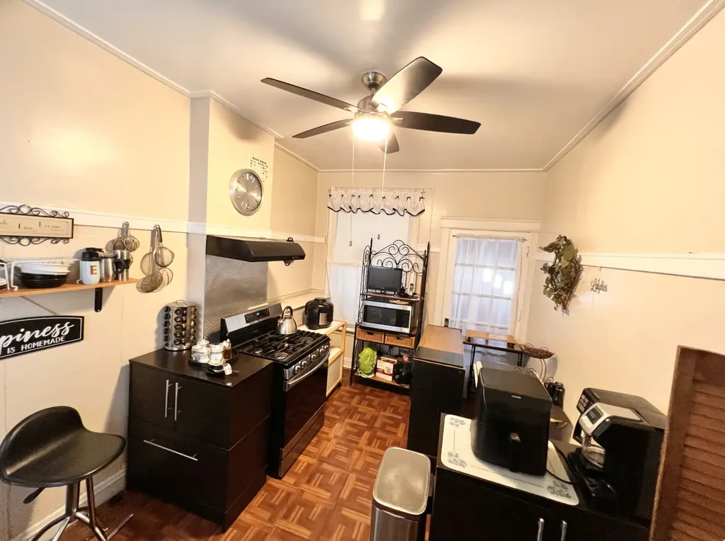 6843 South Racine Avenue Chicago IL 60636
