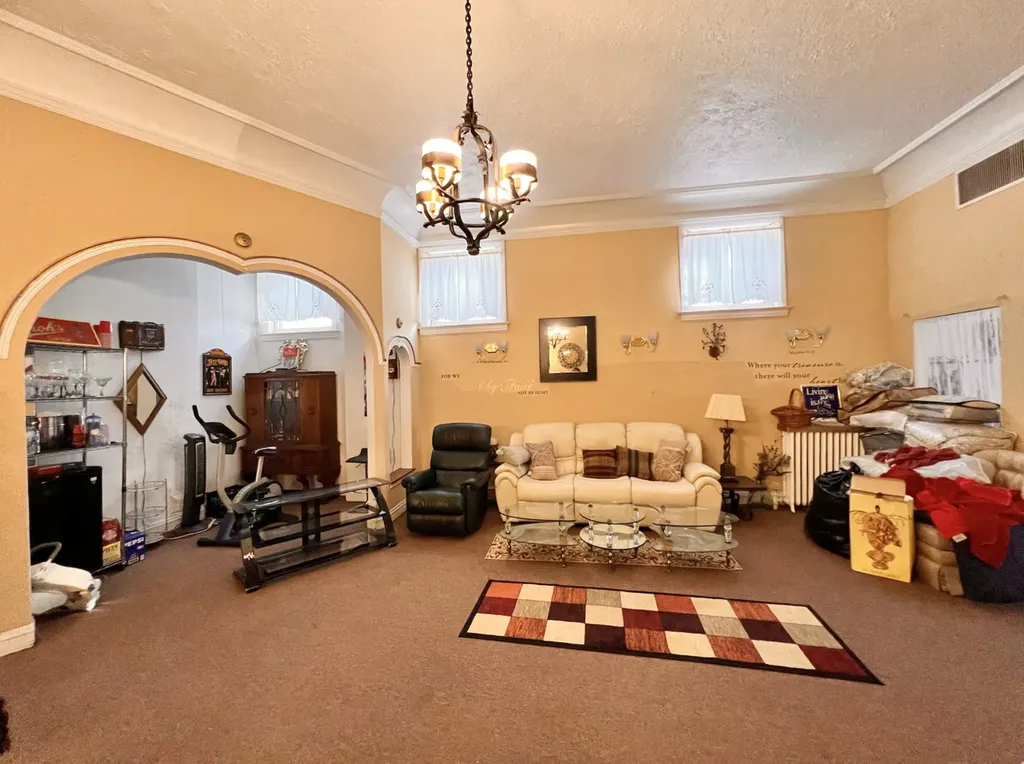 6843 South Racine Avenue Chicago IL 60636