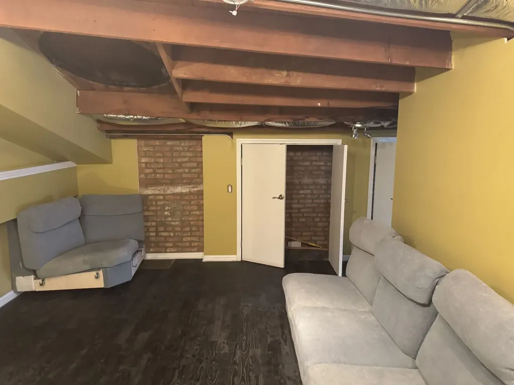 4519 West Lake Street Chicago IL 60624