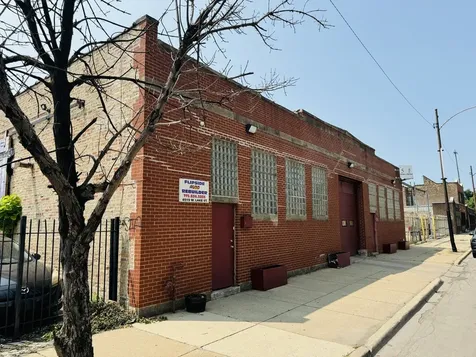 4519 West Lake Street Chicago IL 60624