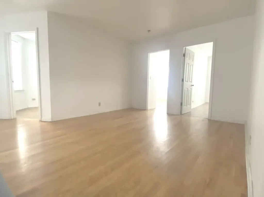 238 West 31st Street Chicago IL 60616