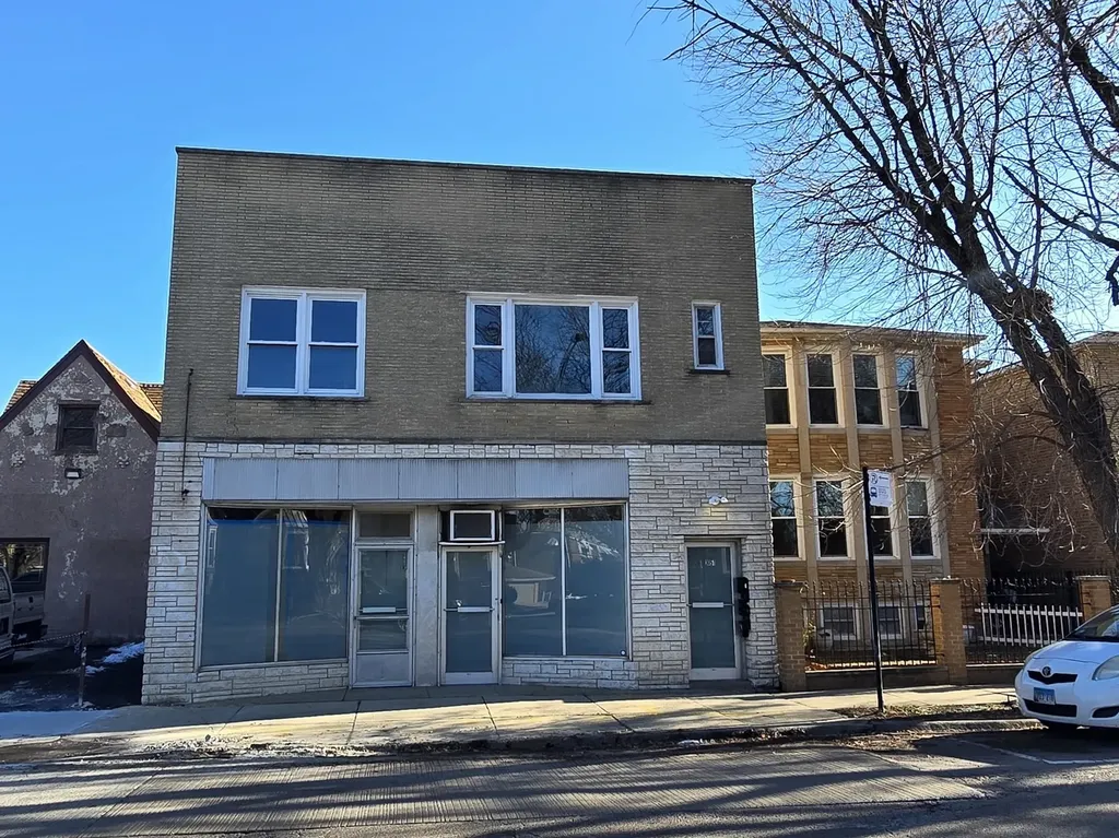 3051 North Austin Avenue Chicago IL 60634