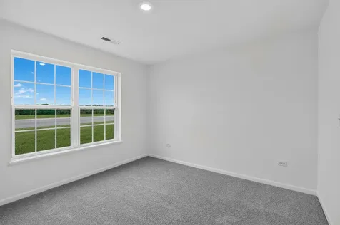 1221 Glenmont Street Algonquin IL 60102