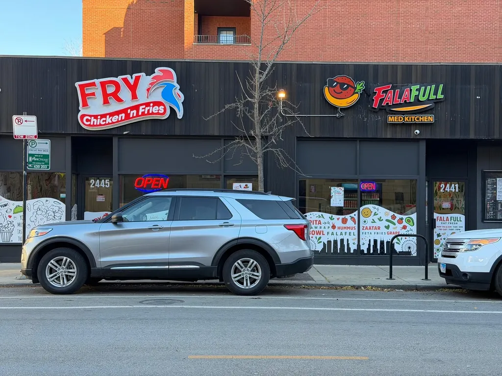 2441 North Clark Street Chicago IL 60614