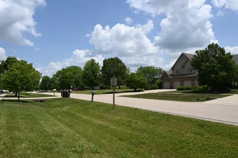 3900 West Nettle Creek Drive Morris IL 60450