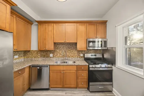 1118 South 7th Avenue Maywood IL 60153