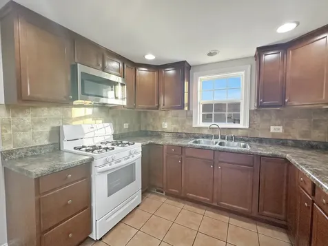 3135 Chicago Road Steger IL 60475